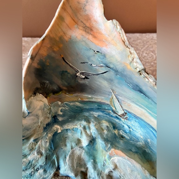 Original Signed Art, Holden Beach N.C. Painted Shell Clusters, Set of 2 - Picture 10 of 13